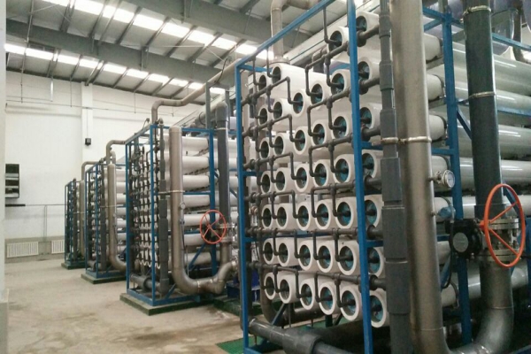 大連眼鏡光學(xué)有限公司使用陶氏膜超純水處理系統(tǒng)